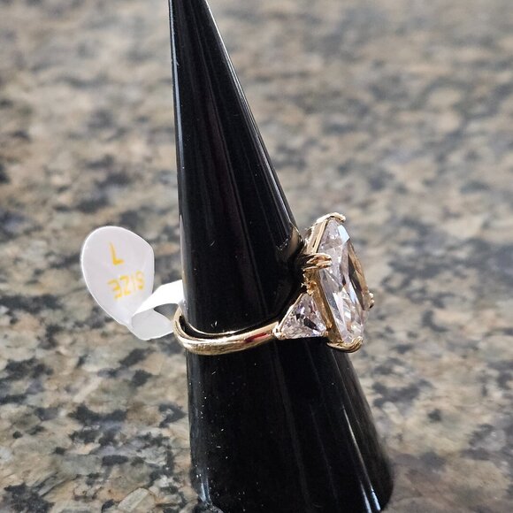 Bomb Party RG69651 "Light Up The Night" Diamond Cubic Zirconia Sz 7 - Picture 3 of 5